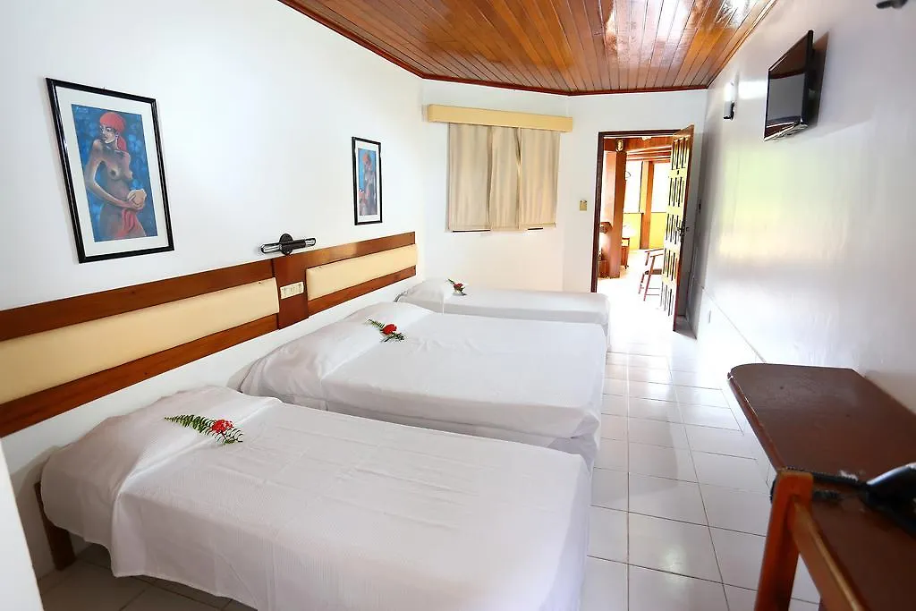 Abrolhos Praia Hotel 포르투세구로 3*,  브라질
