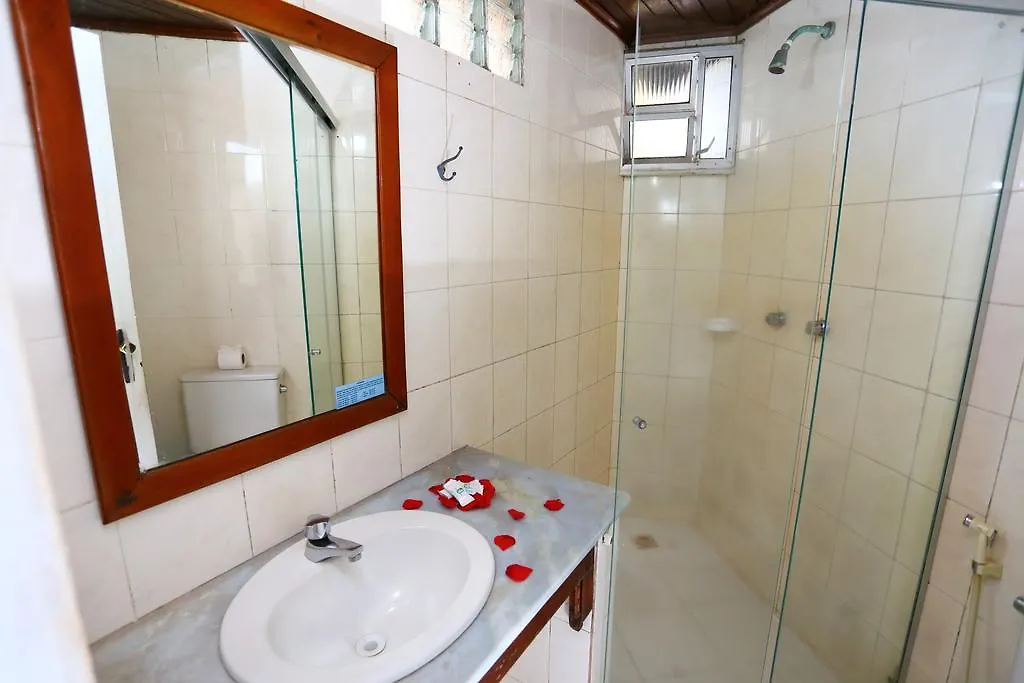 Abrolhos Praia Hotel 포르투세구로