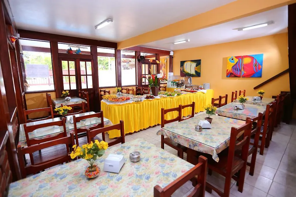 Abrolhos Praia Hotel 포르투세구로