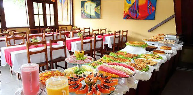 Abrolhos Praia Hotel 포르투세구로